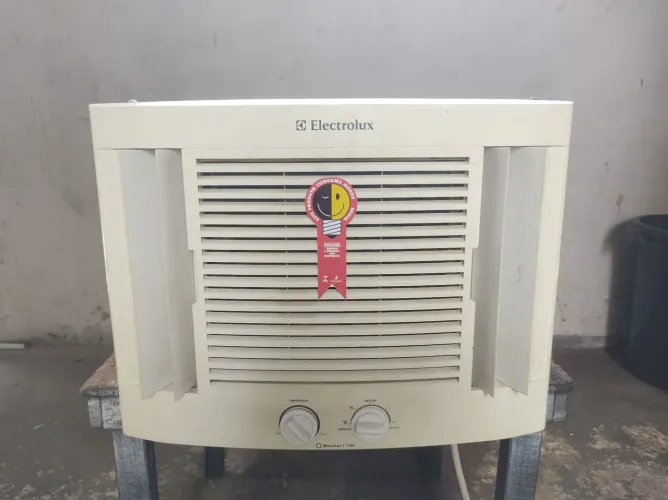 Ar condicionado Electrolux 7500Btus Faço entrega