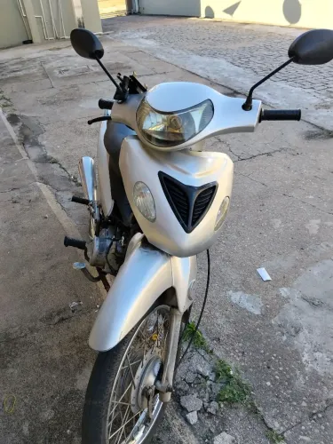 Vendo Sundown web , sair da pernada, moto toda revisada.. 
