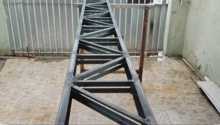 Estrutura metálica.( *) Arte solda.
