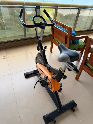 Bicicleta ergonômica
