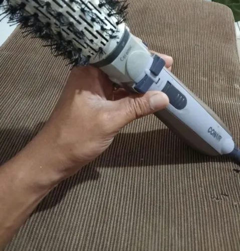 Escova Giratoria Conair Pro Antifrizz C/ Ions 1Tamanhos