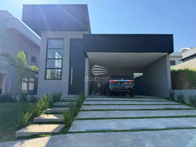 Casa Térrea, em condomínio Fechado, Jacareí.