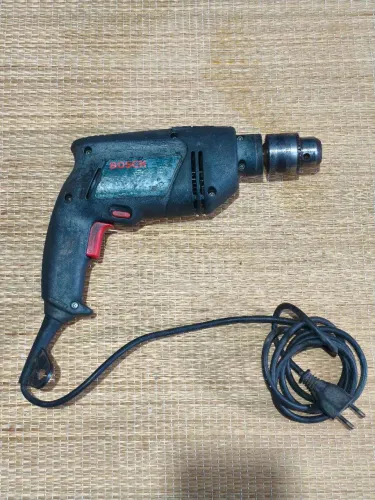 Furadeira Bosch profissional