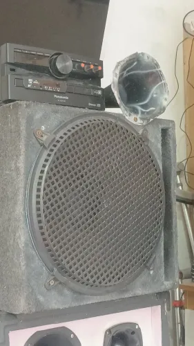 Vendo ou troco este som 