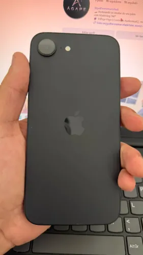 iPhone 16e novo