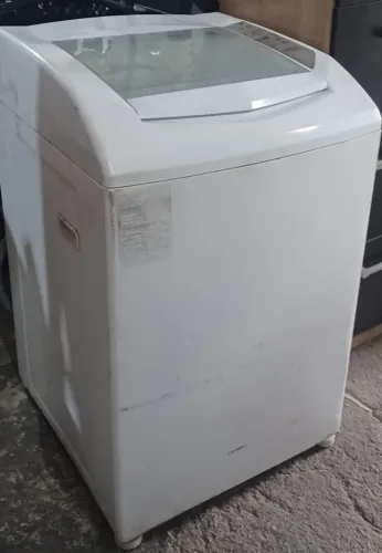 Máquina de lavar roupas, brastemp, 10kg, funcionando perfeitamente.