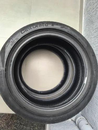 Vendo 2 pneus 215/50R17