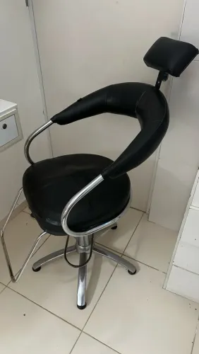 Cadeira hidráulica salão