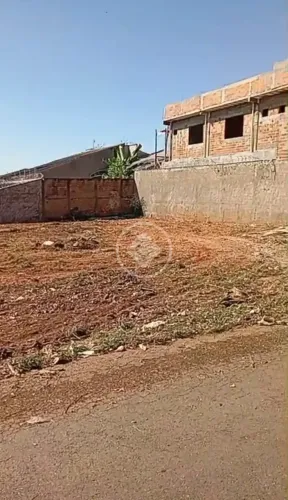 Lote de meio de quadra no Setor Três Marias - Goiânia codigo: 333035