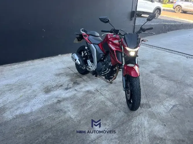 Fazer FZ25 2023 - Baixo KM