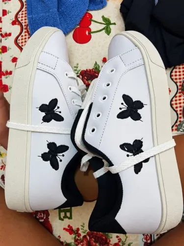 Tênis feminino