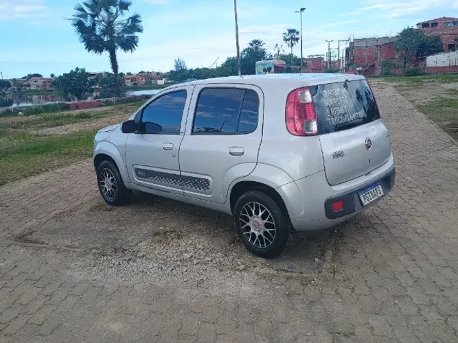 Fiat Uno Vivace/rua 1.0 EVO Fire Flex 8V 5P 2014