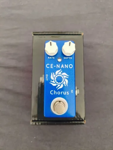 Pedal Chorus - Mosky CE Nano [NOVO]