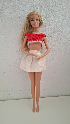 Barbie enfermeira/veterinária