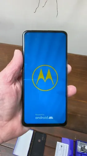 Motorola One hyper 128gb com nota fiscal, excelente estado de zero!