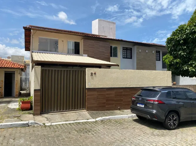 CASA EM CONDOMINIO DE LUXO NA MARAPONGA...