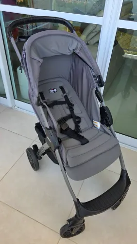 Carrinho de bebê Chicco Mini Bravo Plus Lightweight