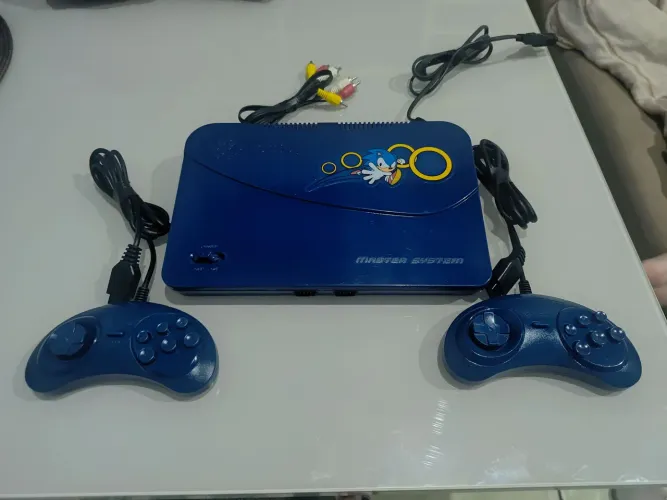 Video game Master System com 132 jogos na na memória
