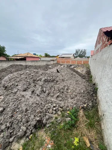 Terreno SAQUAREMA área nobre com escritura