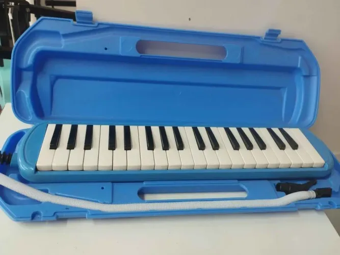 Escaleta Melodica 37 Teclas
