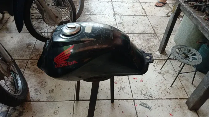 Tanque da titan 2010