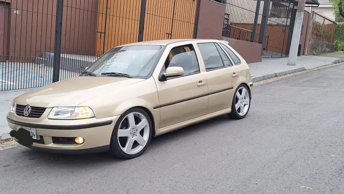 Volkswagen Gol GERAÇÃO III 2.0 MI 8V GASOLINA MEC. 4P 2001