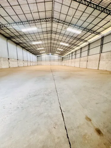 Galpão 2350m2 na av. Turismo próx. Torquarto