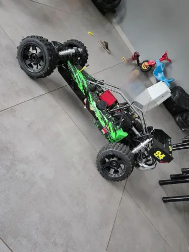 Baja escala 1/5 muito top com upgrades ja