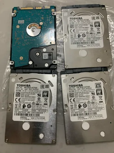 Lote 4 HDs Toshiba 500Gb notebook ps4 Xbox
