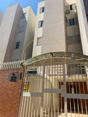VENDA | Apartamento, com 3 quartos em Zona 7, Maringá
