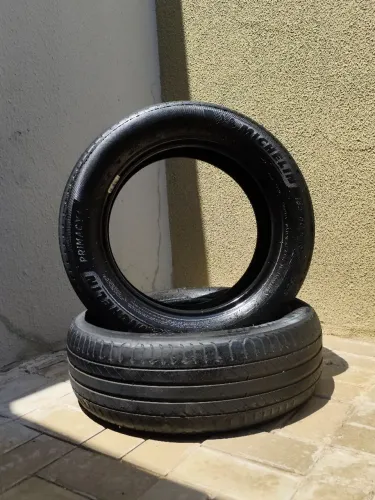 PNEU MICHELIN - 185/60 R15
