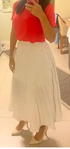 Saia branca