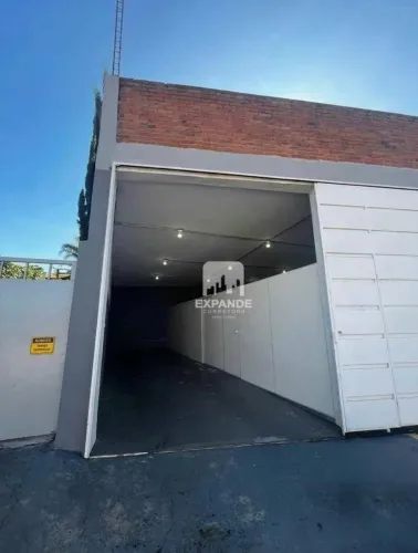 Galpão para alugar, 100 m² por R$ 2.000,00/mês - Vila Casa Branca - Botucatu/SP