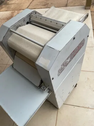 modeladora de pães Gpaniz.