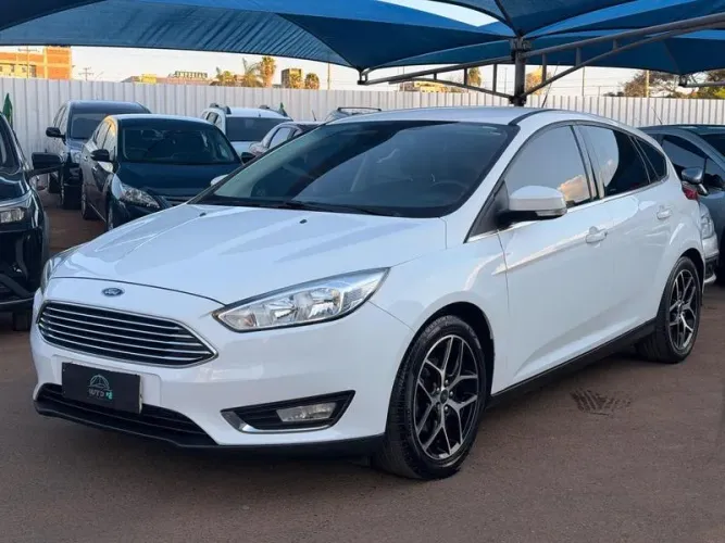 Ford Focus Fastback Tit./t.plus 2.0 Flex Aut. 2016