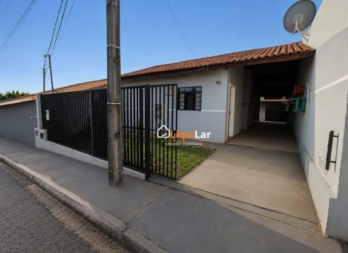 Casa em Condomínio Fechado no Monte Castelo com 3 Quartos, Suíte e Garagem para 3 Veículos