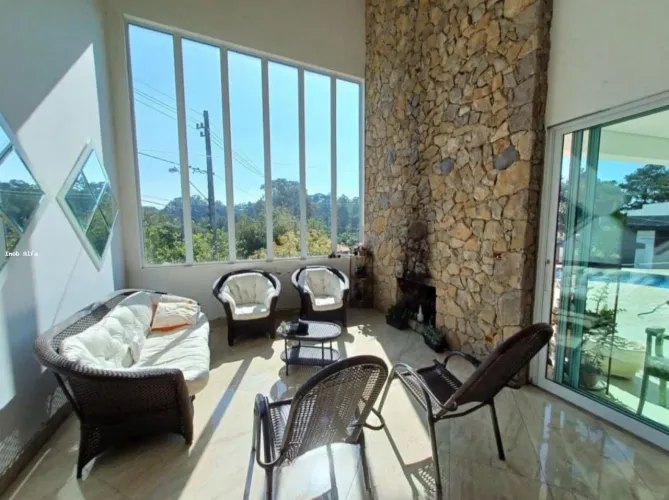 Casa para Venda em Jandira, Jardim do Golf I, 6 dormitórios, 5 suítes, 7 banheiros, 10 vag