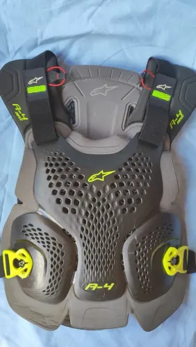 Colete alpinestars A4 max 
