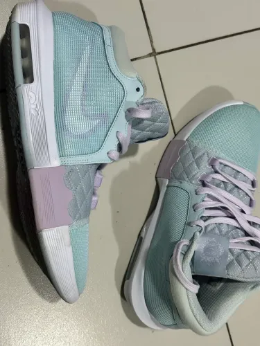 TENIS NIKE LEBRON WITNESS 8  TAM 45