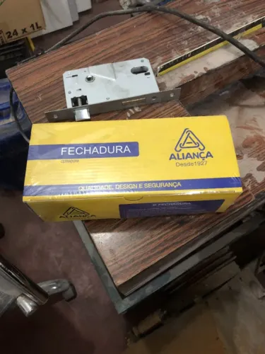 Família T Vende Tudo: Faça uma Proposta - Fechadura Aliança