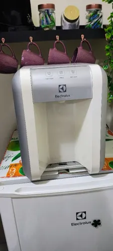 Bebedouro Eletrolux 