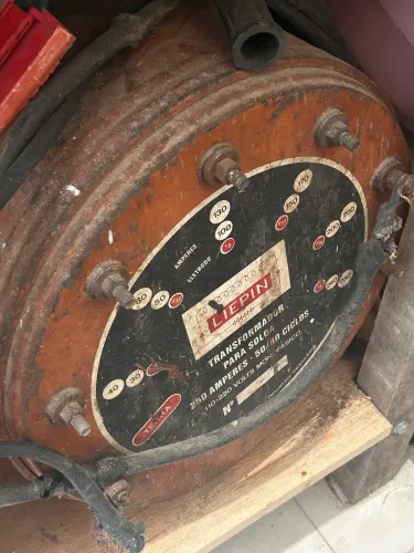Máquina de solda elétrica