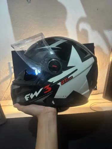 Capacete FW3 GTstart