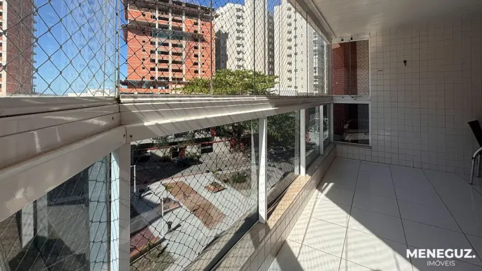 Apartamento 3 quartos com suíte para locação na Praia do Morro
