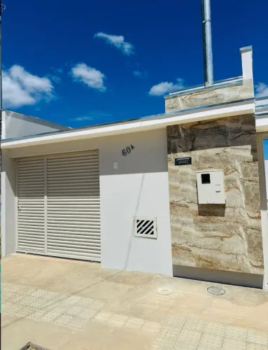 Casa à venda na M norte