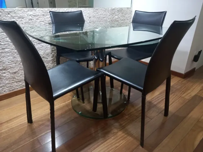 Mesa de Jantar de vidro extensível