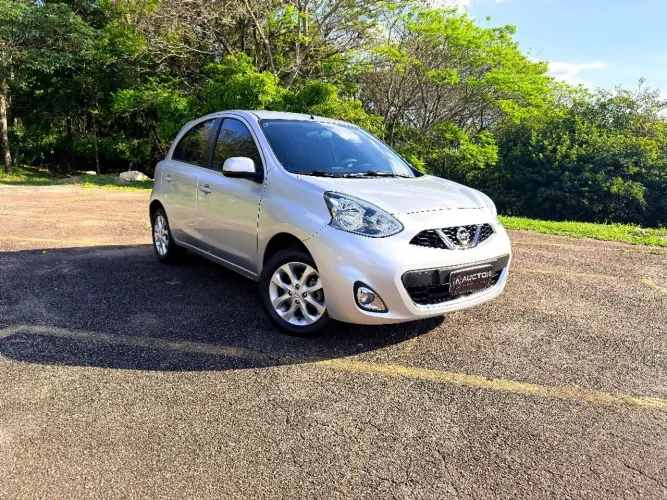 Nissan March SV 1.6 16V Flex Fuel 2015