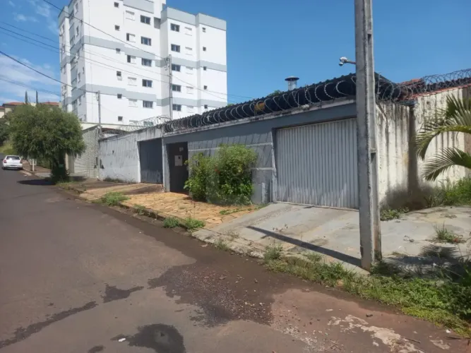 Terreno Para Venda No Bairro Tubalina