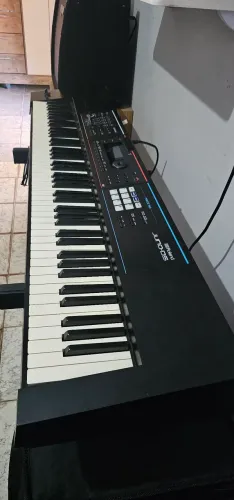 Teclado Roland JUNO-DS 88