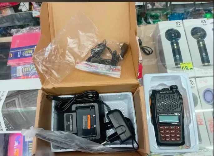 Rádio boafeng comunicador UV_6R